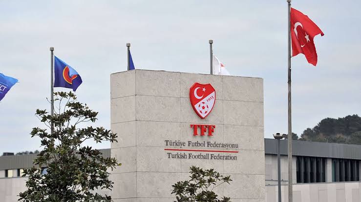 Amatör Kurul Başkanı’na Camialardan Tepki !